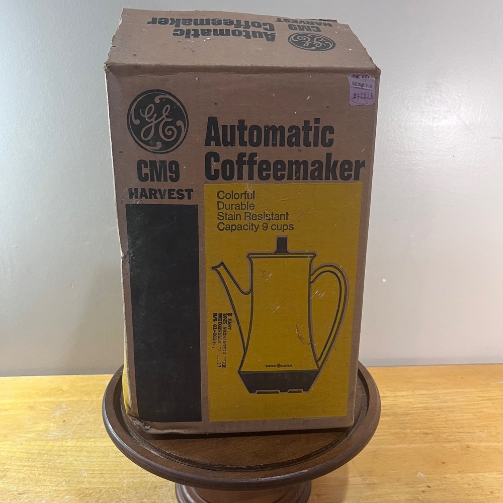 Vtg General Electric CM9 Automatic Coffeemaker Harvest Yellow 9 Cup MCM NOS